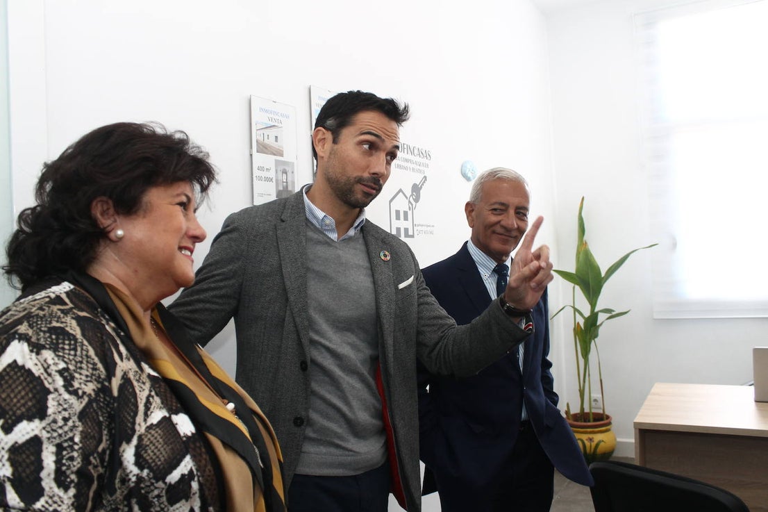 Fotos: Inauguración Centro de Impulso Comercial y Profesional 'La Fontanina'