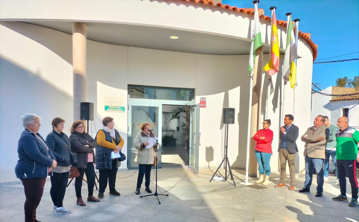 Lectura del manifiesto en el Día Internacional para la Eliminación de la Violencia contra la Mujer
