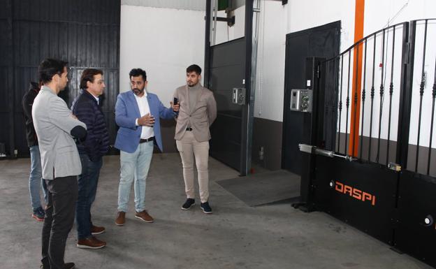 Visita del presidente de la Junta de Extremadura a Daspi Italy