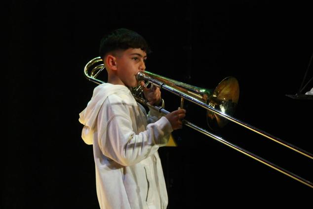 Fotos: Concierto de Navidad de la Escuela Municipal de Música