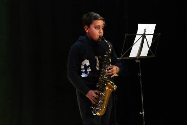 Fotos: Concierto de Navidad de la Escuela Municipal de Música