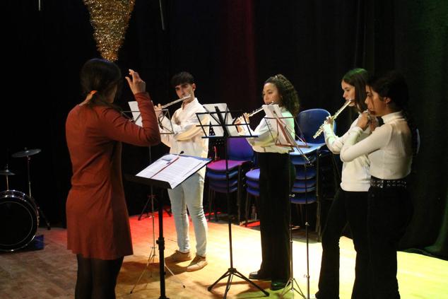 Fotos: Concierto de Navidad de la Escuela Municipal de Música