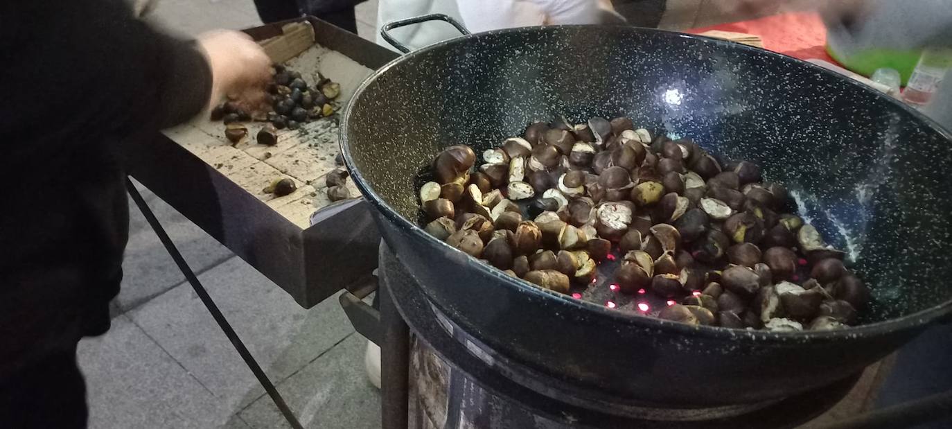 Fotos: Castañas Asadas e hinchables en &#039;Adoro el shopping local&#039;