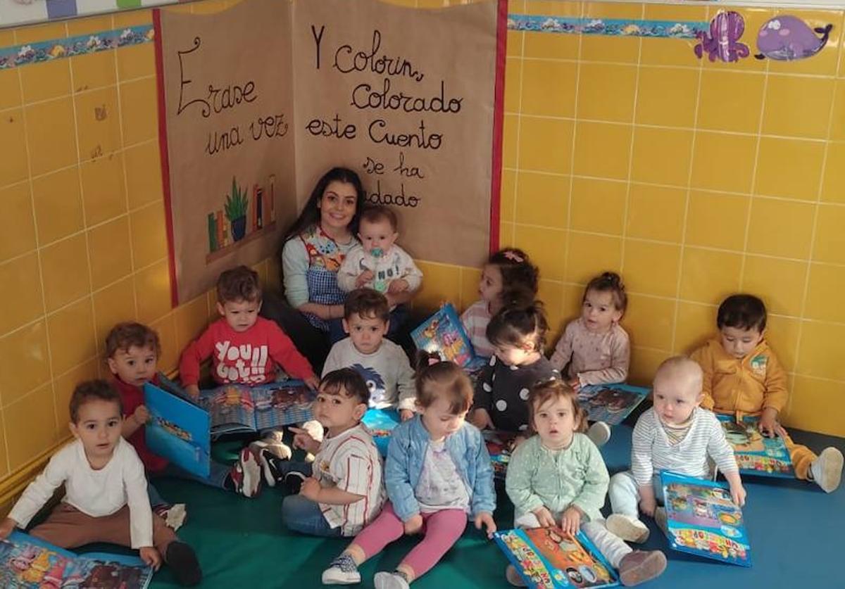 La guardería municipal también celebró el Día del Libro
