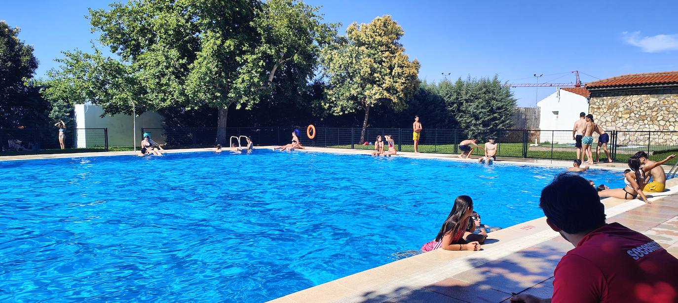 Apertura de la piscina municipal