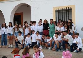 Los alumnos de 6º de primera abandonan el 'César Hutado' para comenzar la ESO
