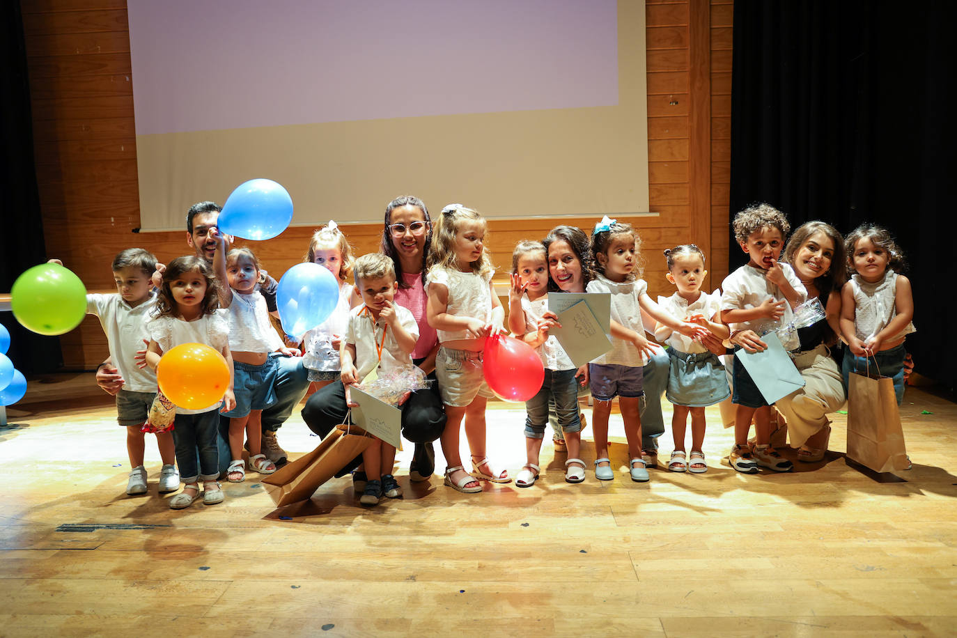 Graduación del Centro de Educación Infantil '7 Deseos' (II)