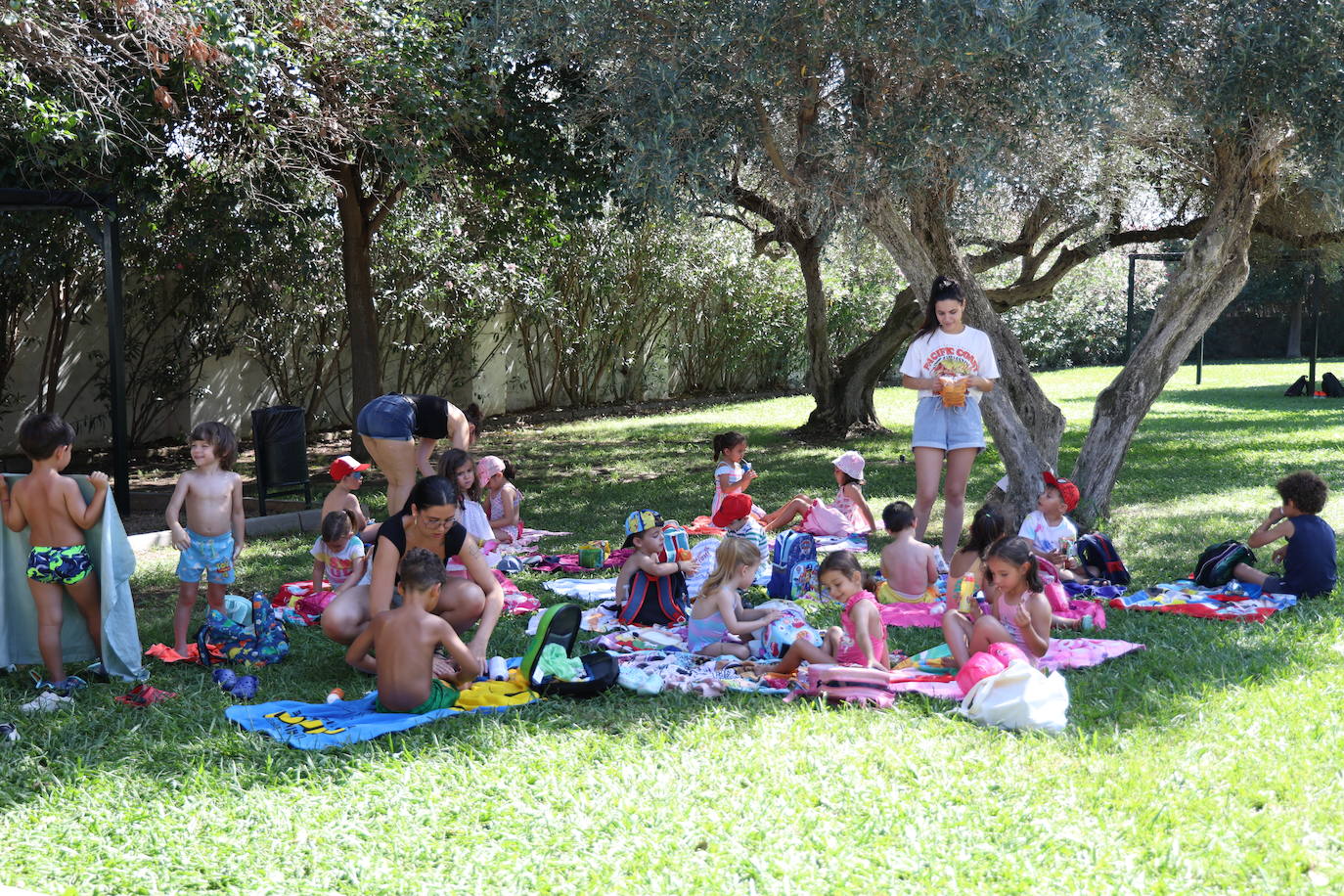 Inauguración del Campamento de Verano 'La Tribu'