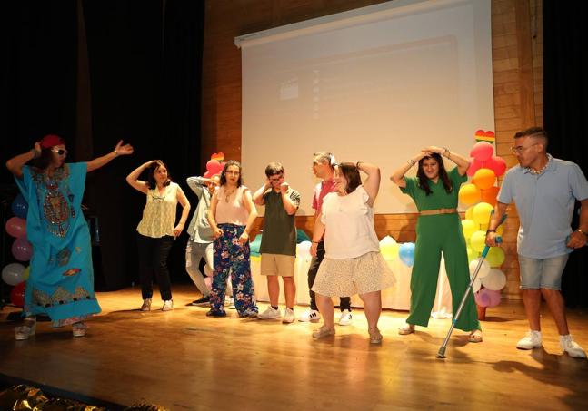 Bailando 'La Bomba' de King África