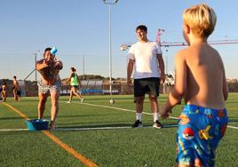 Sebas y su hijo Mateo en una de las pruebas