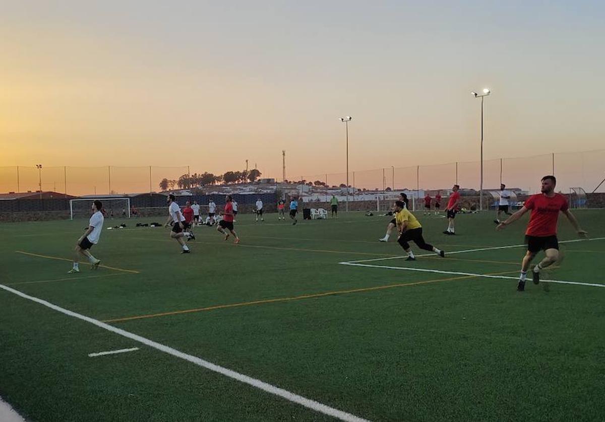 Daspi FC y Cafetería Salazar jugarán la final del torneo de fútbol 7