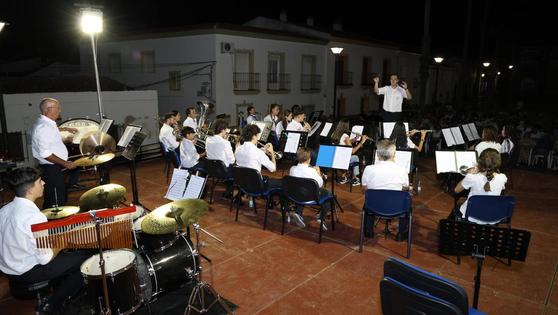 La Plaza de la Constitución acoge el II Encuentro de Bandas