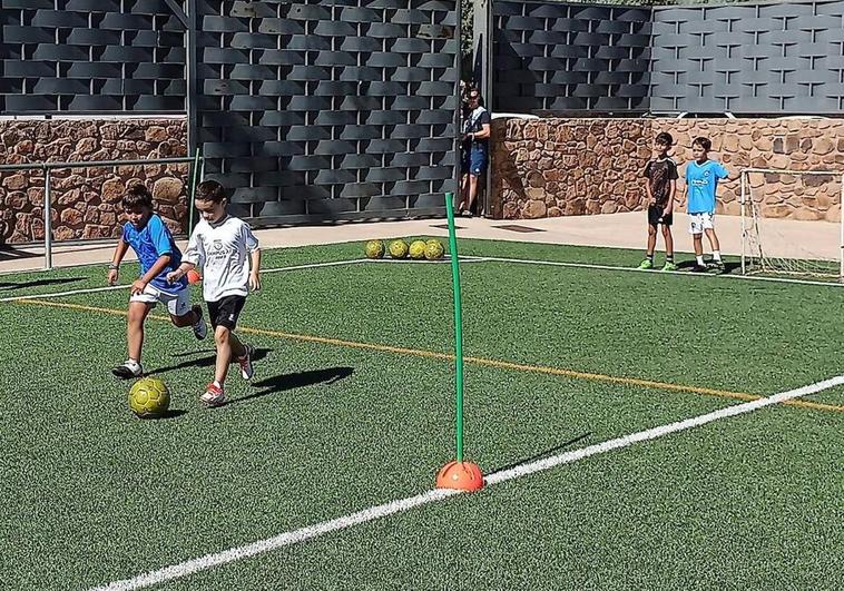 Finaliza El Ii Campus De F Tbol Y Tecnificaci N De La Emd Hoy