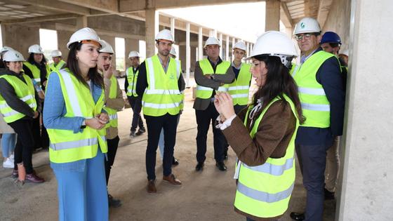 La consejera de Salud y Servicios Sociales visita las obras del nuevo Centro de Salud