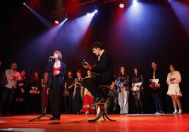 Ángela Herrera y Samuel Puche repiten su actuación tras ser proclamados campeones