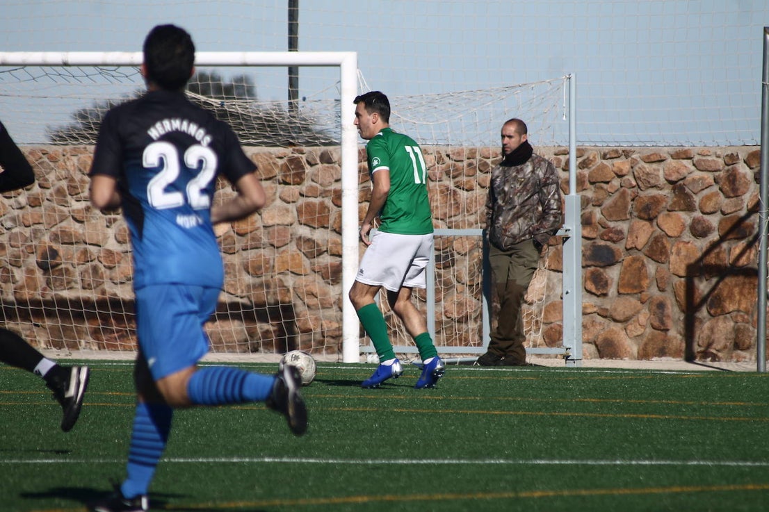 Fotos: Veteranos Valverde - Hermanos Mora