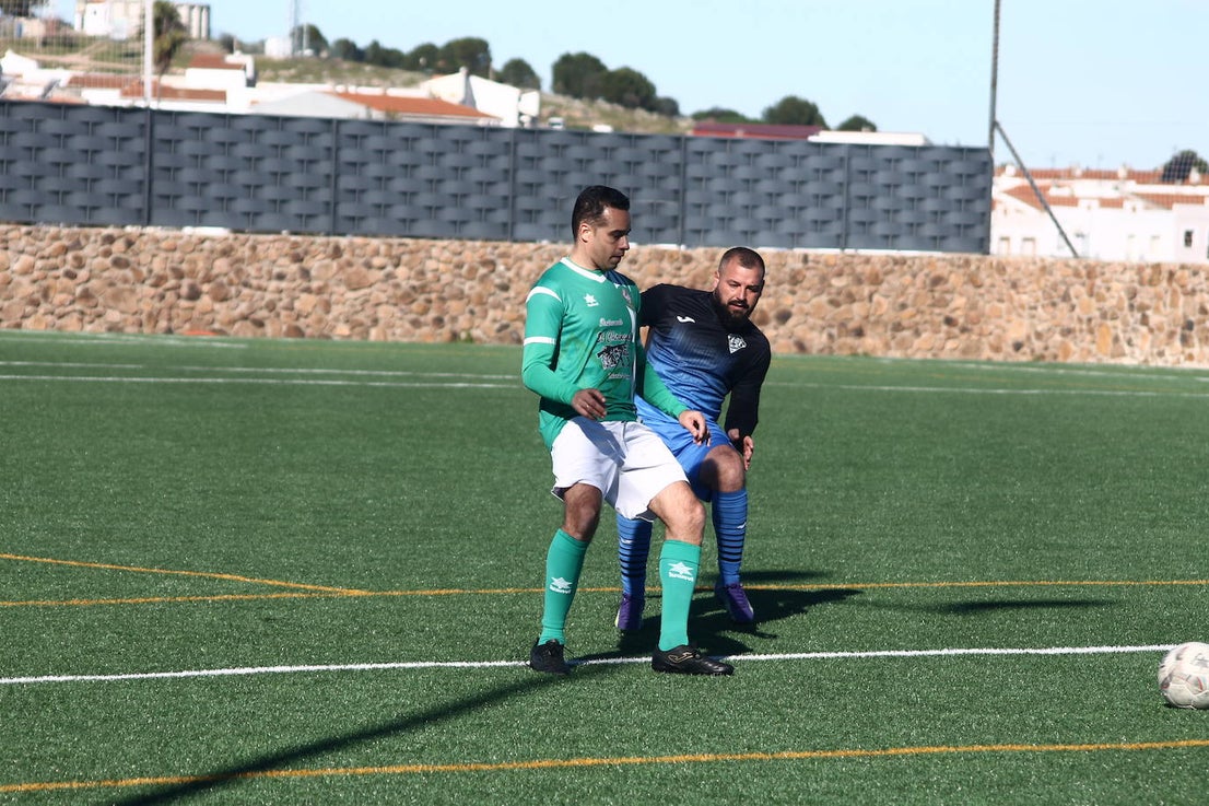 Fotos: Veteranos Valverde - Hermanos Mora