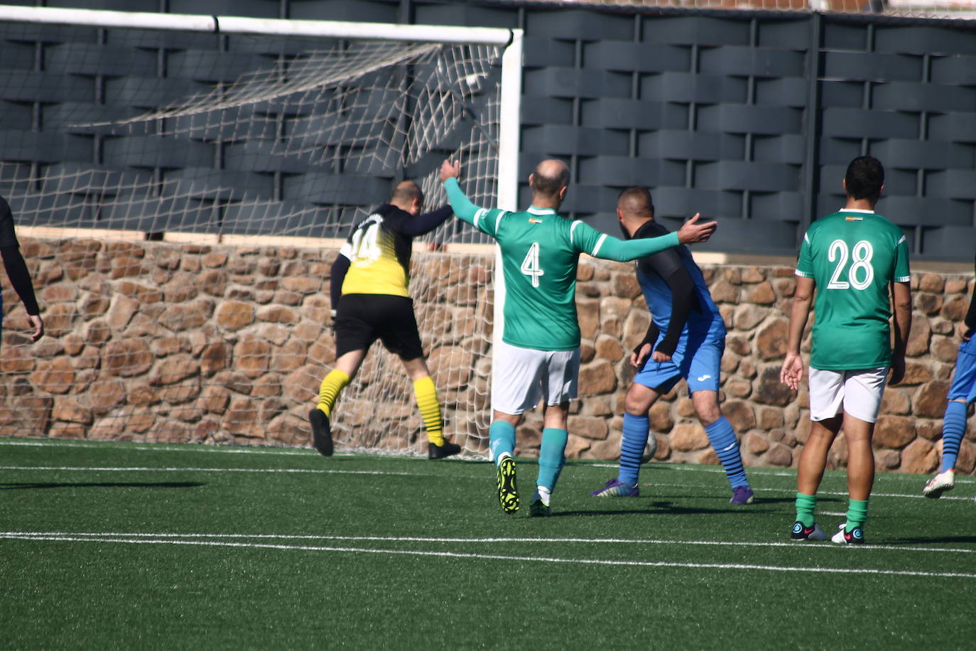 Fotos: Veteranos Valverde - Hermanos Mora