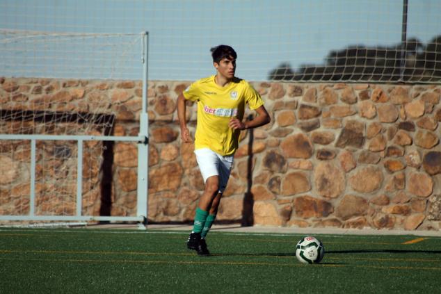 Fotos: Juveniles Racing Valverdeño - Sportextremadura