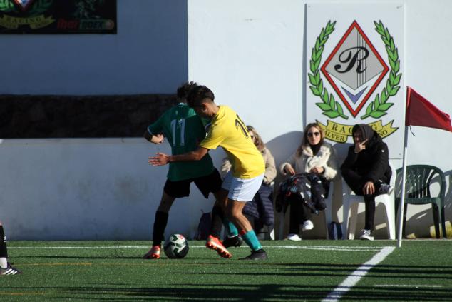 Fotos: Juveniles Racing Valverdeño - Sportextremadura