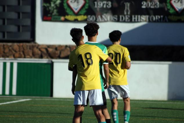 Fotos: Juveniles Racing Valverdeño - Sportextremadura