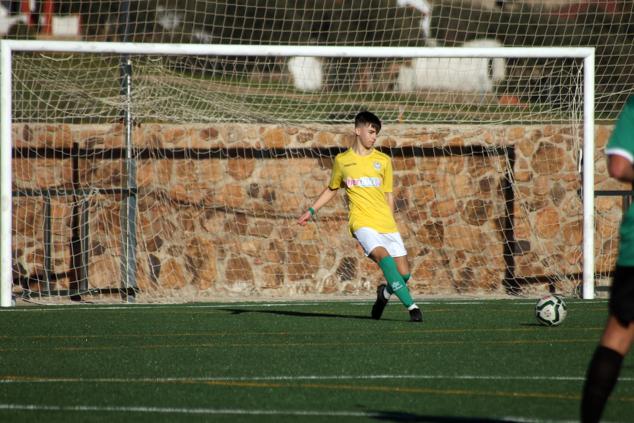 Fotos: Juveniles Racing Valverdeño - Sportextremadura