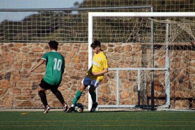 Fotos: Juveniles Racing Valverdeño - Sportextremadura