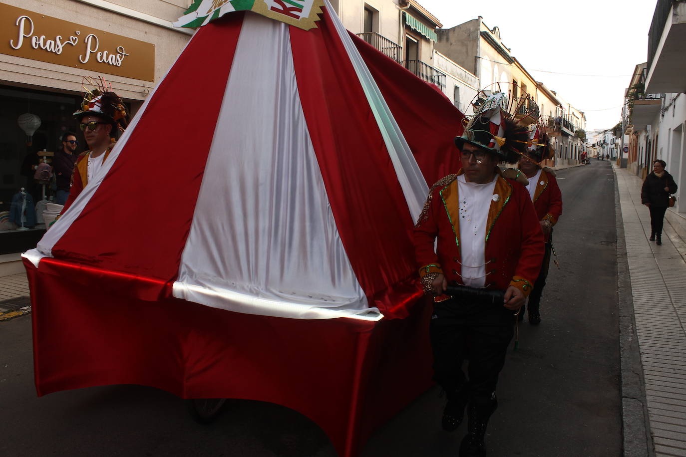 Fotos: Pasacalles del Carnaval 2023