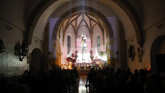 Presentado el videomapping del retablo de Altar Mayor de la parroquia de San Bartolomé