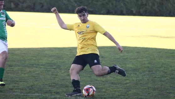 El Santa Isabel B vence a los juveniles de la EMD