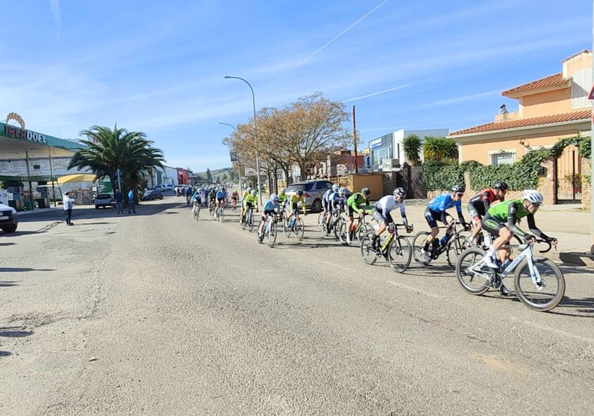 Manuel Alberto Rodríguez, Tomás Comerón y Juan Carlos Rastrollo participan en el III Trofeo Ciudad de Badajoz