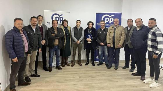 Antonia Ortiz asume el liderazgo del Partido Popular local