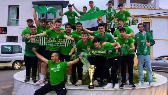 Los juveniles del Racing se proclaman campeones de liga