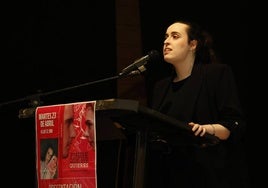 Andrea durante la presentación de su libro 'Finge que me quieres'