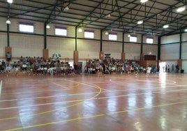 Afición que acudió al encuentro