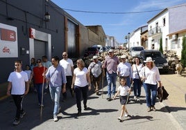 El recorrido trashumante con a su paso por la calle La Cañada
