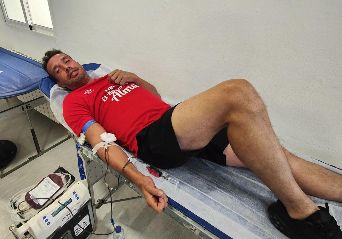 Imagen principal - Algunas imágenes de las donaciones