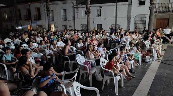 Unas 160 personas ven la película 'Super Mario Bross'