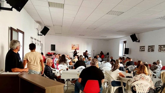 La Peña Flamenca celebra una convivencia en la Casa del Pueblo