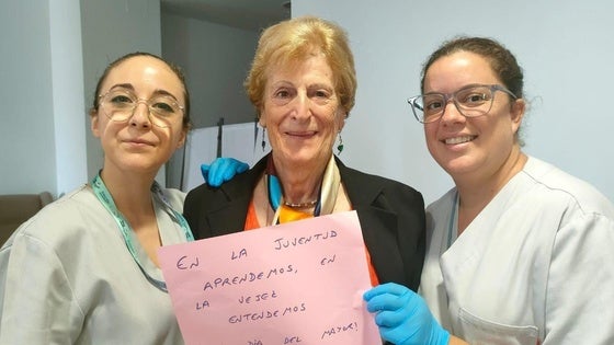 Los usuarios del Centro Residencial celebran el Día de las Personas de Edad