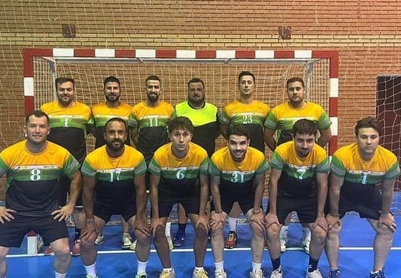 El equipo local de fútbol sala visita al CP Don Bosco en la Copa de Extremadura