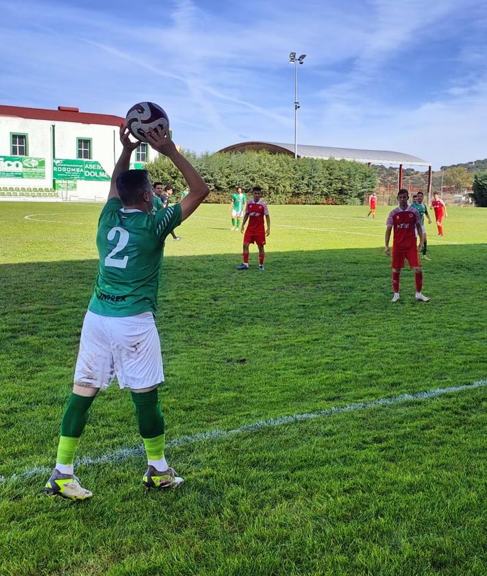 Imagen secundaria 2 - El nuevo «derbi» acaba en tablas