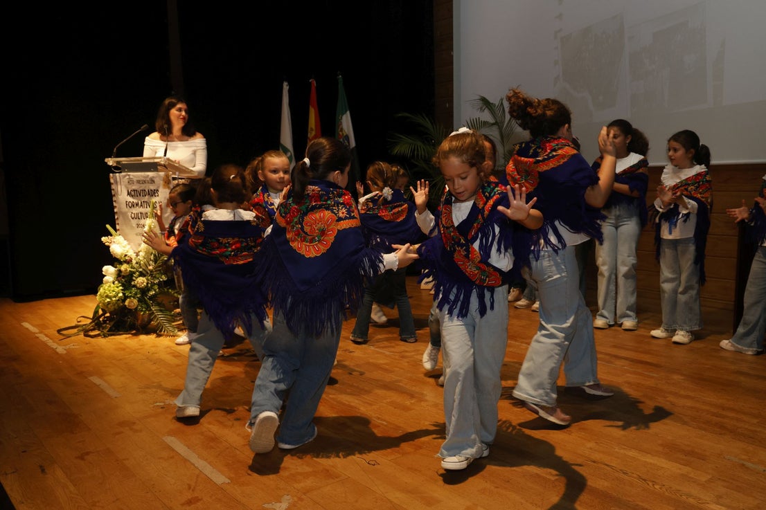 Presentación de actividades formativas y culturales