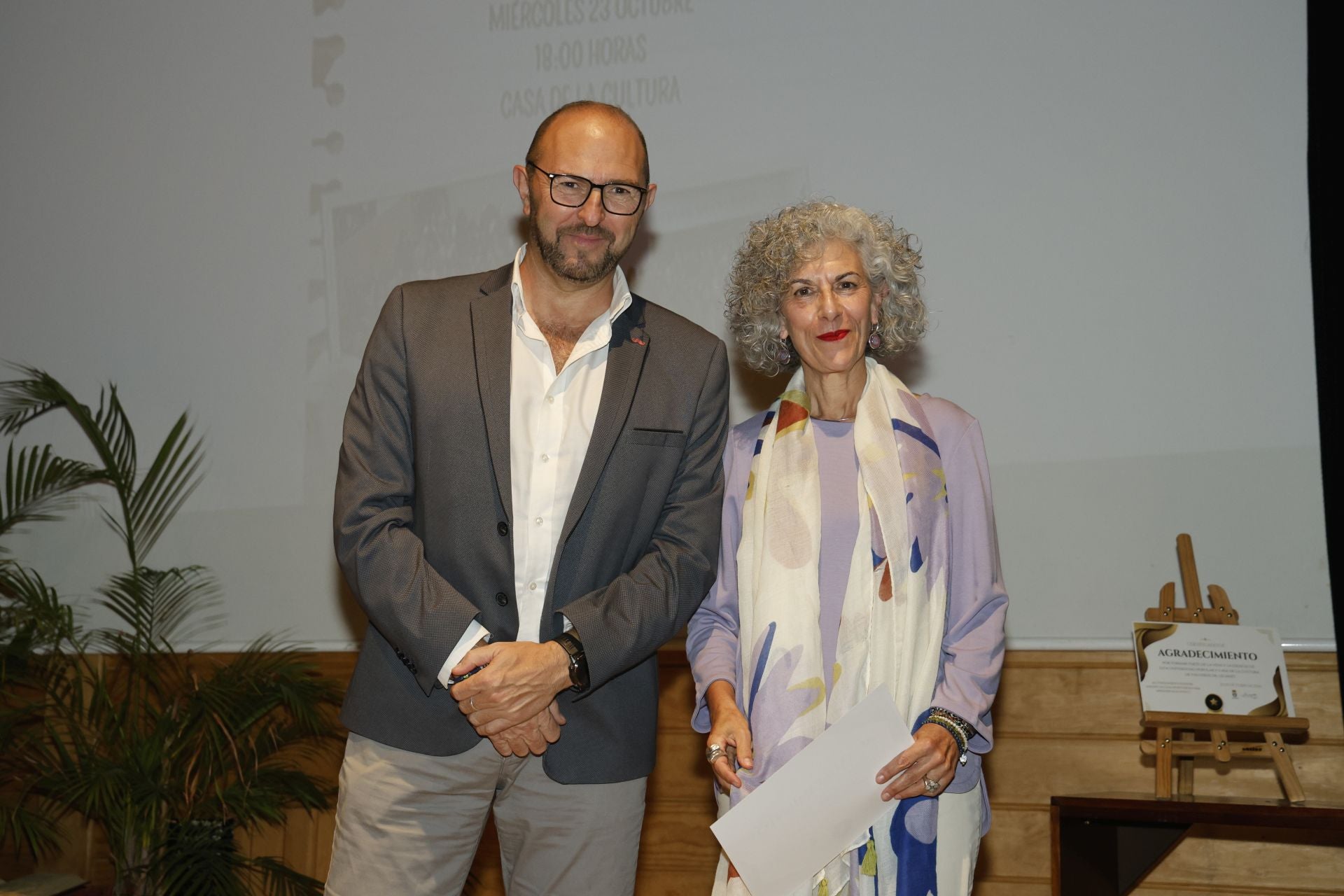 Presentación de actividades formativas y culturales