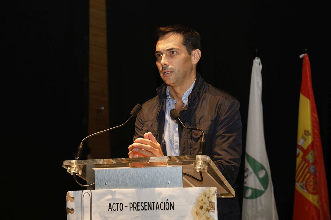 Presentación de actividades formativas y culturales