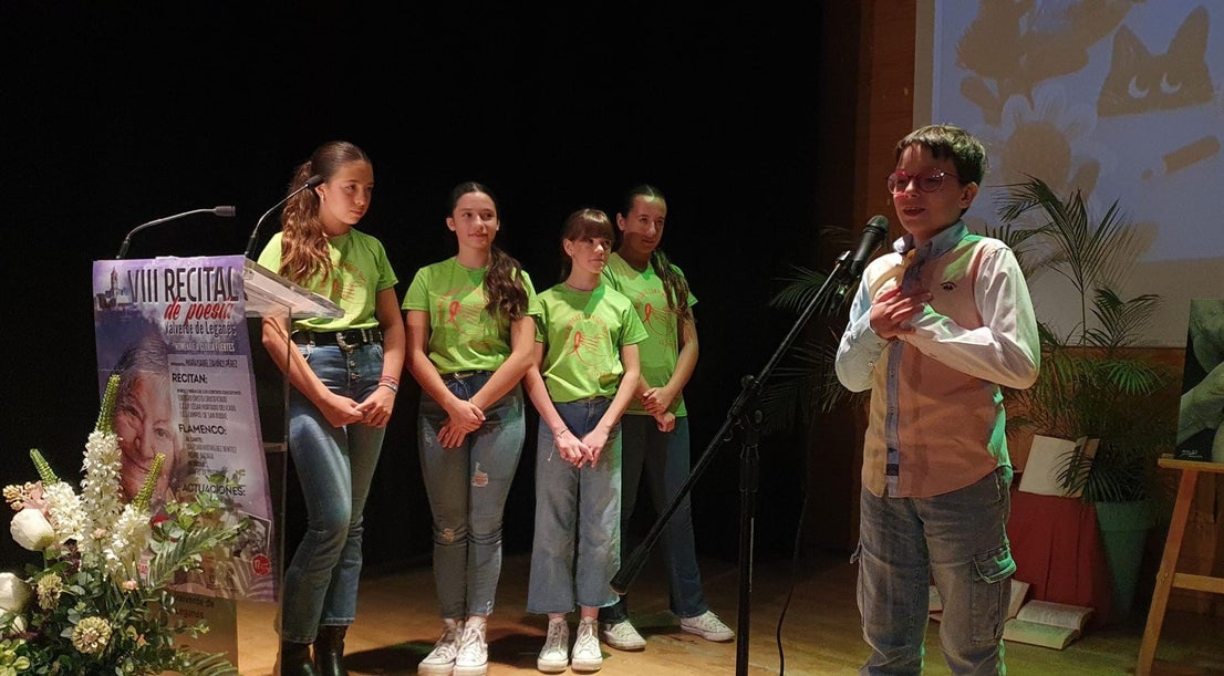 VIII Recital de Poesías