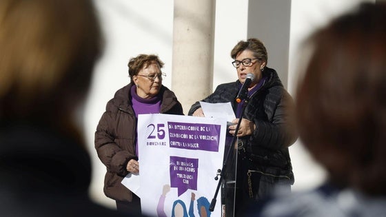 Valverde muestra su rechazo a la violencia hacia la mujer