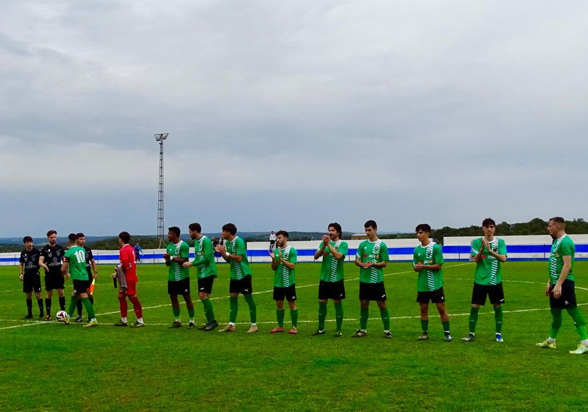 Imagen principal - Derrota del Racing en Cheles