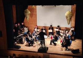 Actuación de la Banda Juvenil