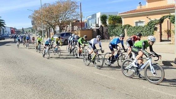 El domingo pasa por Valverde la prueba ciclista Trofeo Ciudad de Badajoz